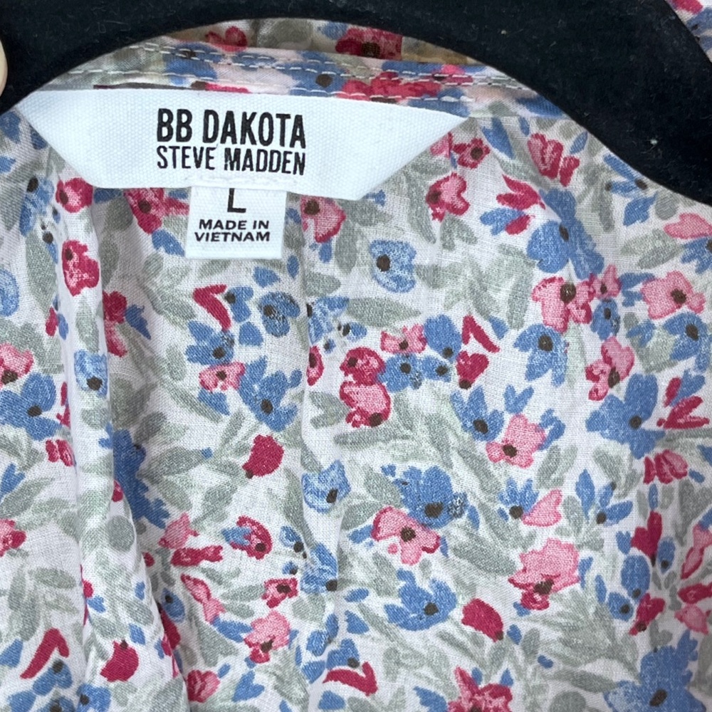 BB Dakota by Steve Madden Floral Ruffle Cap-Sleeve Top size large - Picture 4 of 7